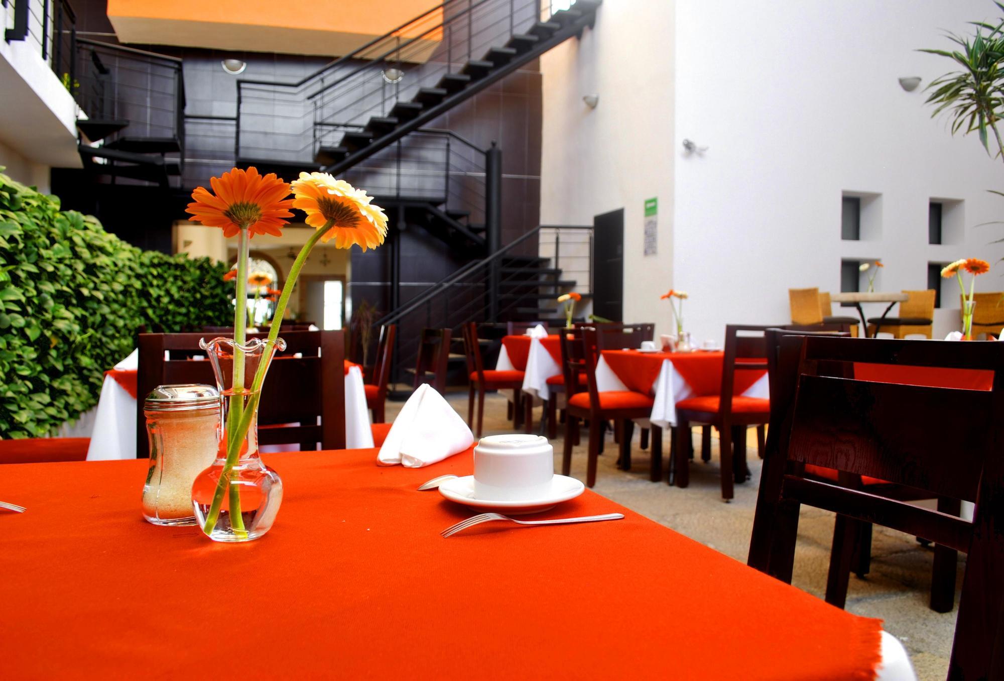 Hotel Real San Juan Morelia Buitenkant foto
