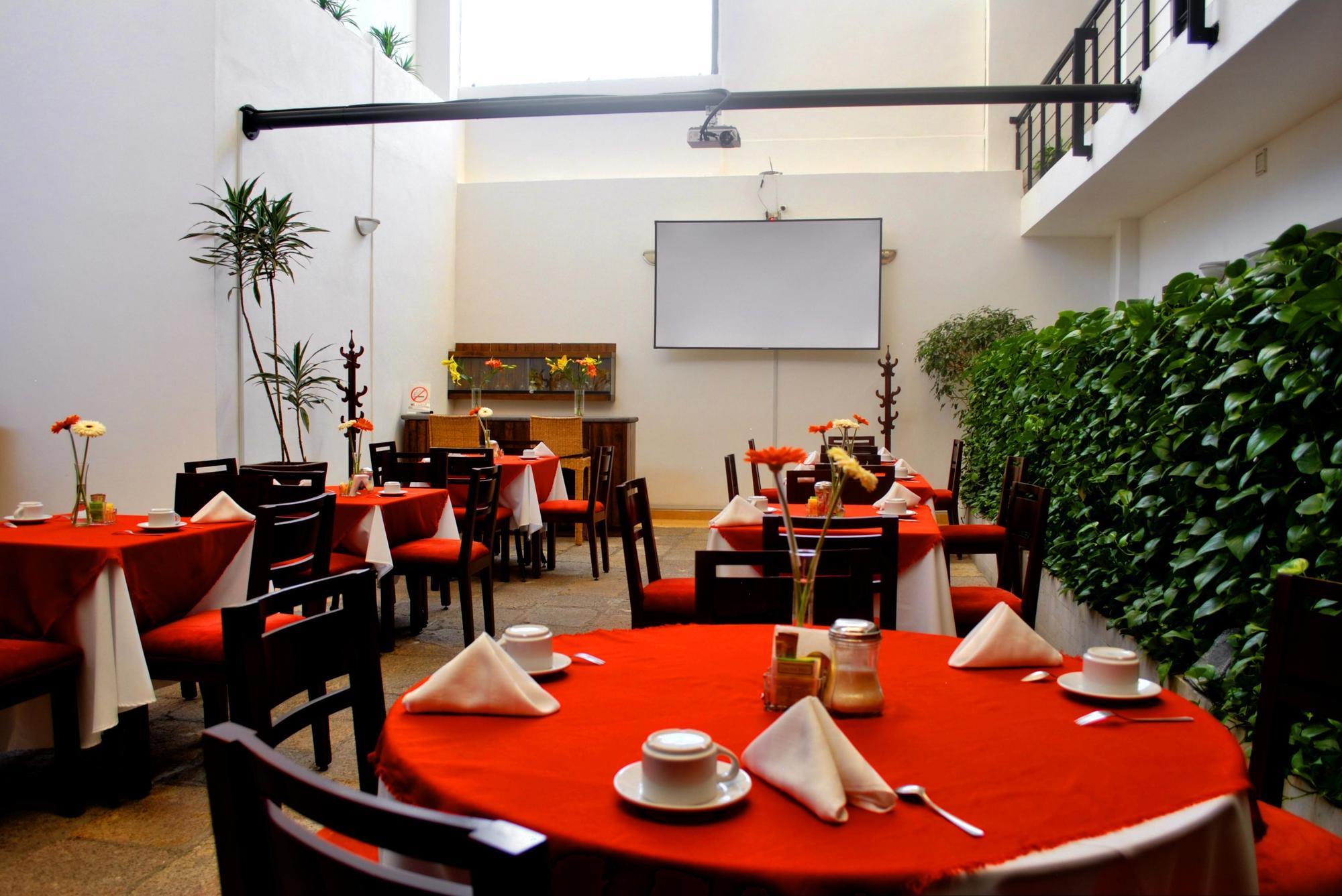Hotel Real San Juan Morelia Buitenkant foto